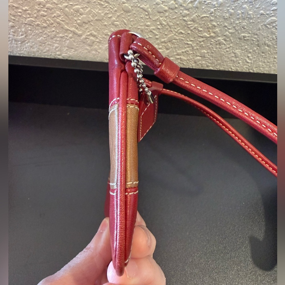 Coach Rare Vintage Rugby Leather Wristlet Clutch EUC - Picture 5 of 9
